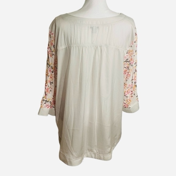 Tribal Cream with‎ Floral Print Top - Picture 3 of 5